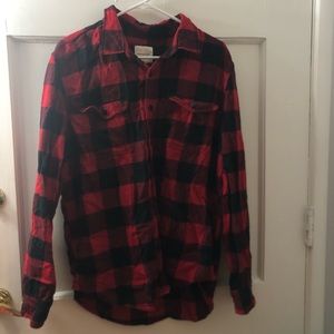 SOLD ON MERC 🍃 American Eagle Flannel